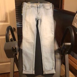 Hollister size 5 super skinny white wash jeans